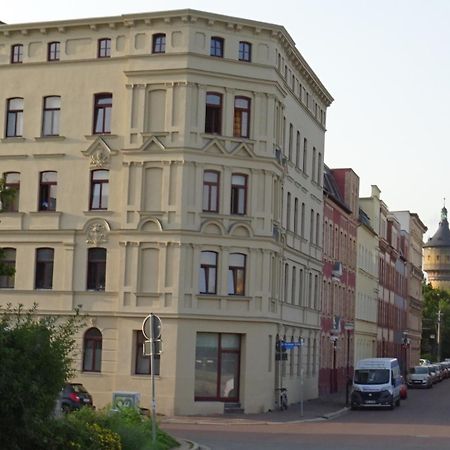 Hostel Im Medizinerviertel Halle  Buitenkant foto
