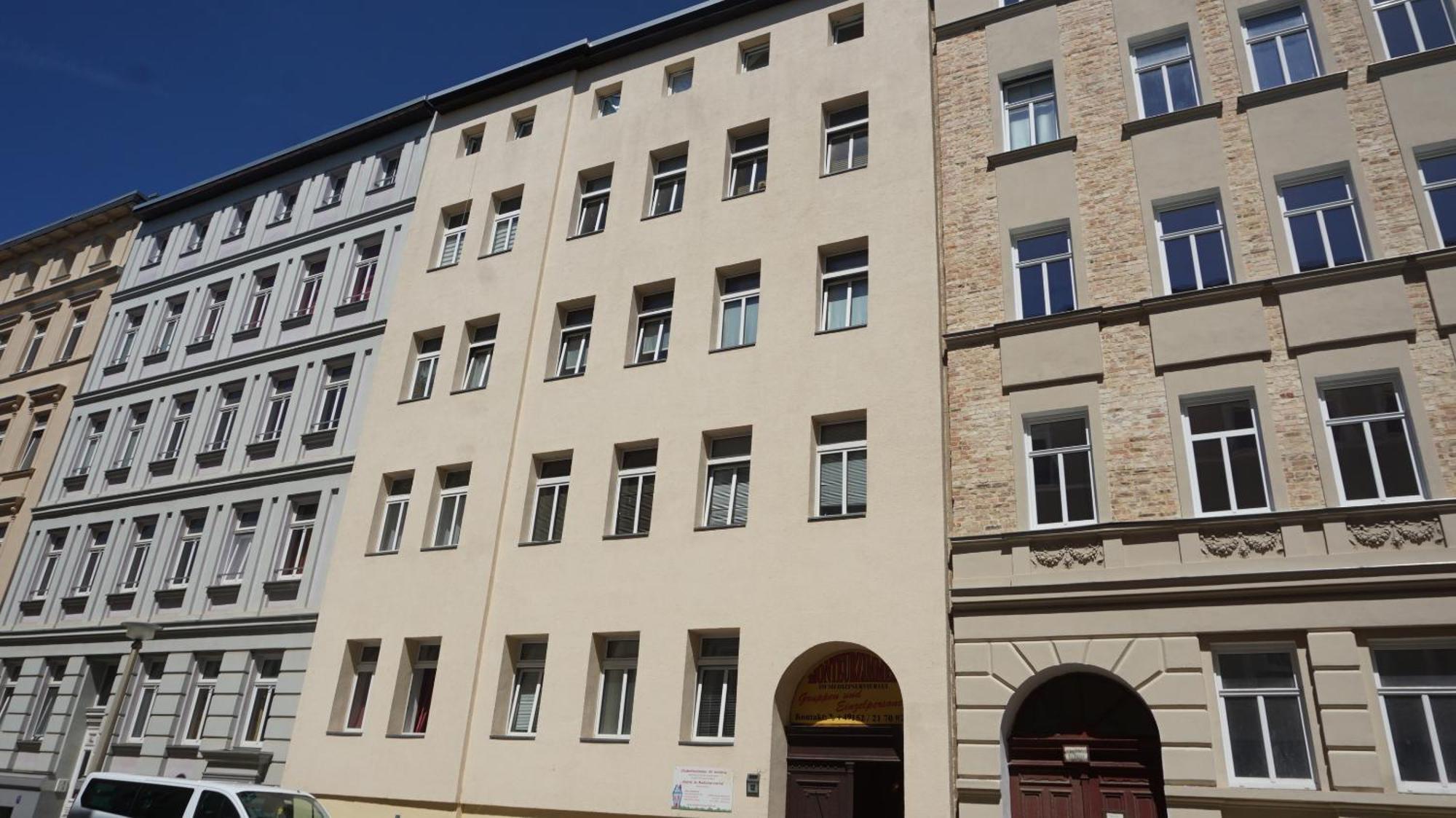 Hostel Im Medizinerviertel Halle  Buitenkant foto