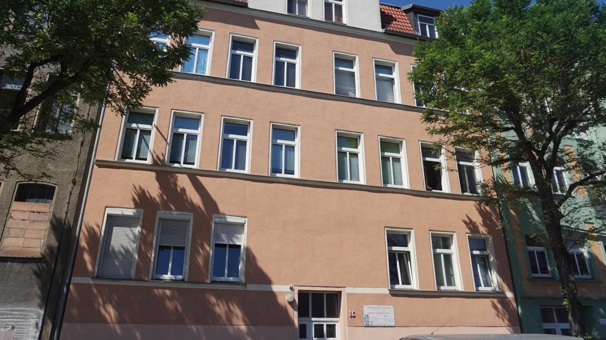Hostel Im Medizinerviertel Halle  Buitenkant foto