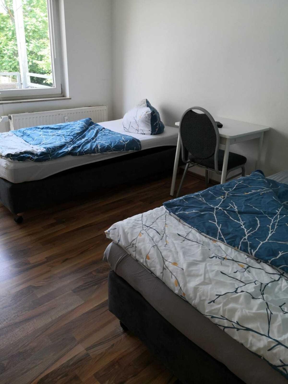 Hostel Im Medizinerviertel Halle  Buitenkant foto